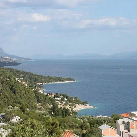 Apartments With A Parking Space Brela, Makarska - 6884 *