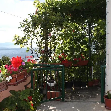 With A Parking Space Brela, Makarska - 6884 Daire Brela