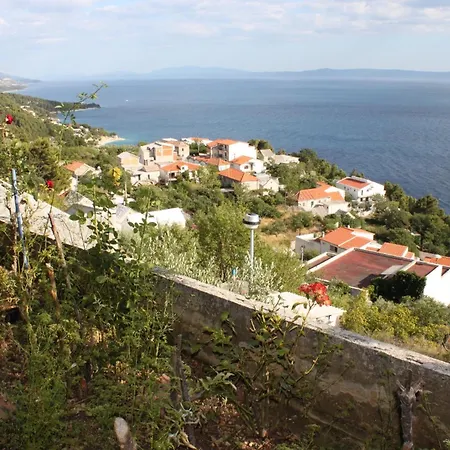 With A Parking Space Brela, Makarska - 6884 Brela